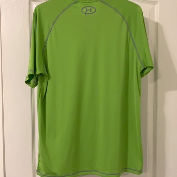 Lime green under armour shirt - Picture 3 of 5